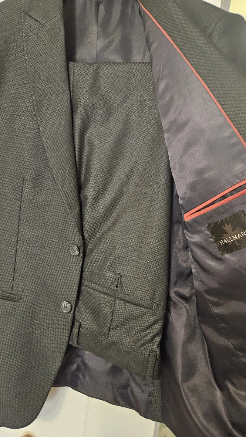 Two Piece Medium Men's Suit - photo 4