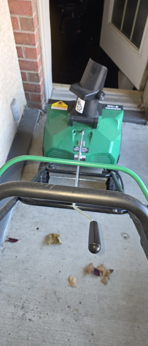 Certified 18 inch 13.5A Electric Snowblower - photo 4