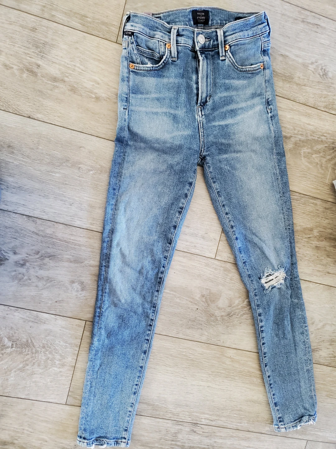 Citizens of Humanity Light Wash Jeans. Rocket crop skinny
