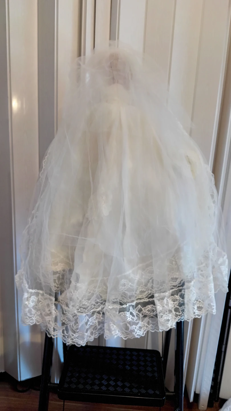 Vintage 1950- 60s, 20" Wedding Doll with blinking eyes - photo 2