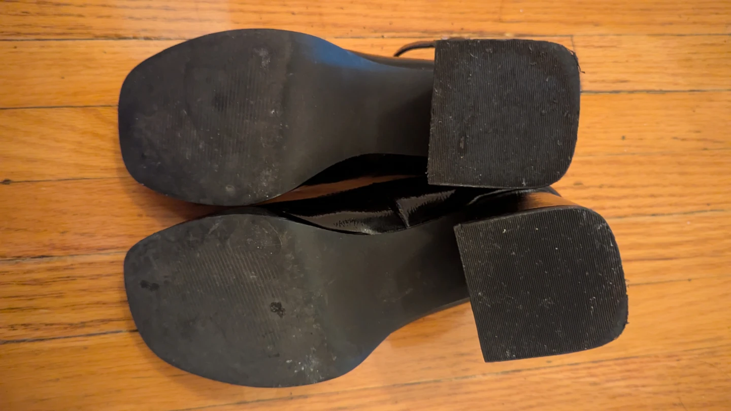 Steve Madden Black Patent Mary Jane Heels - photo 2