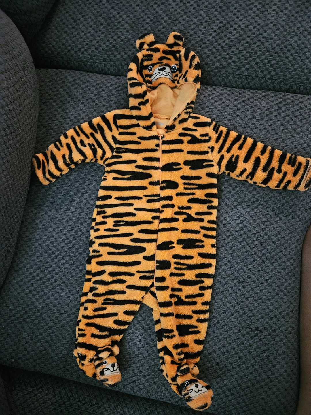 Snugabye Tiger Baby Onesie 3M - photo 3