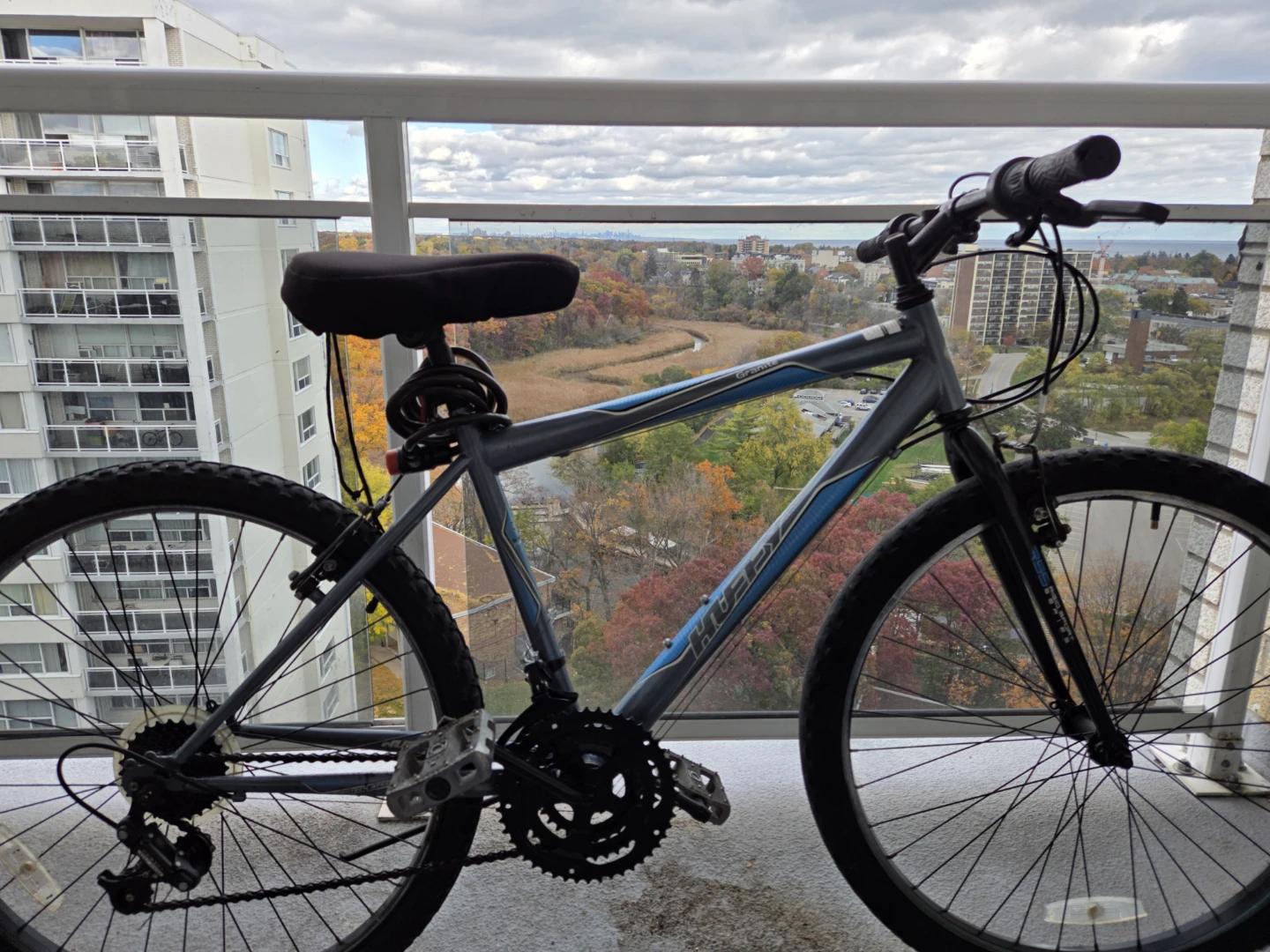 Huffy Granite Mountain Bike - photo 3