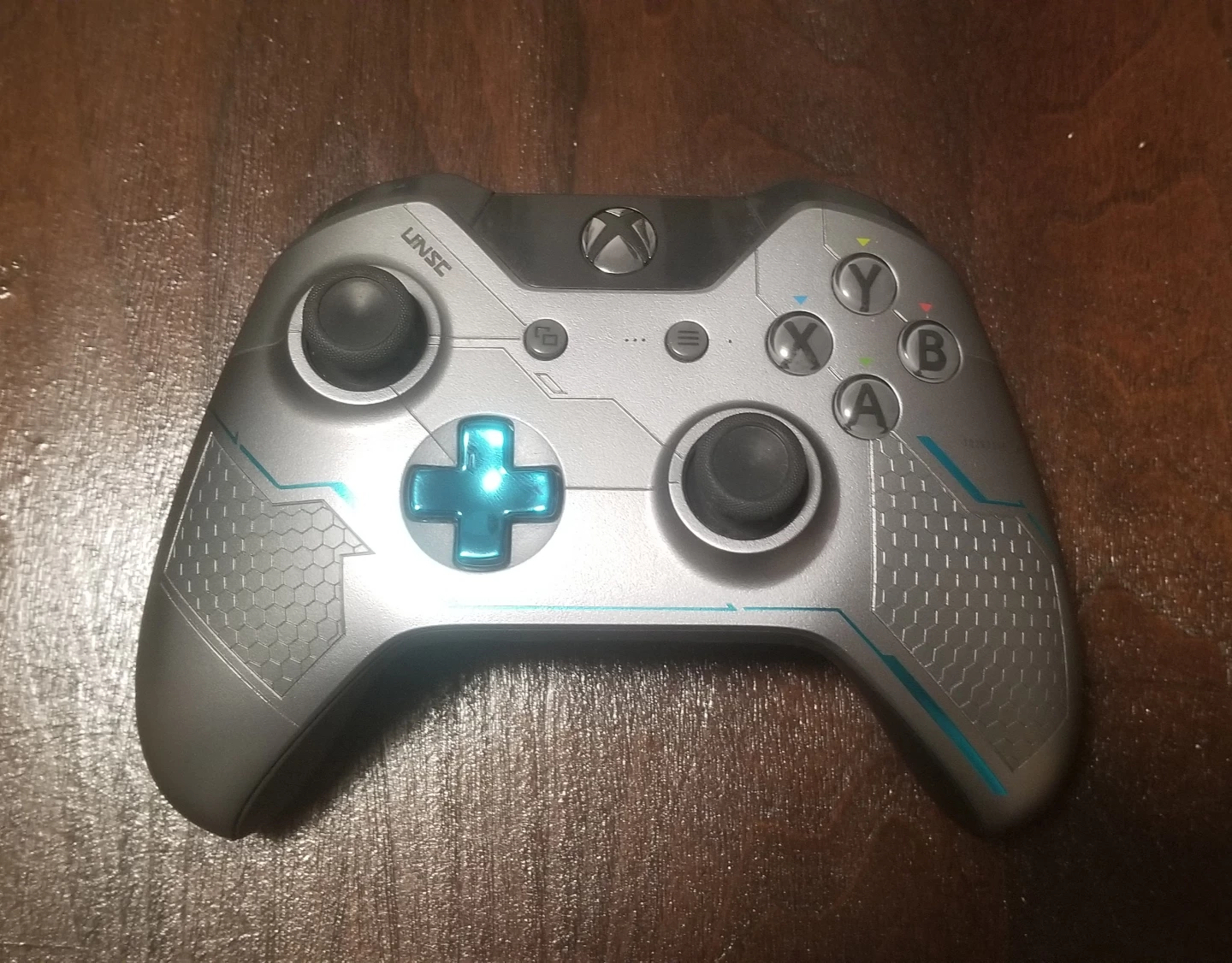 Halo 5 Special Edition Xbox One Console Bundle - photo 4
