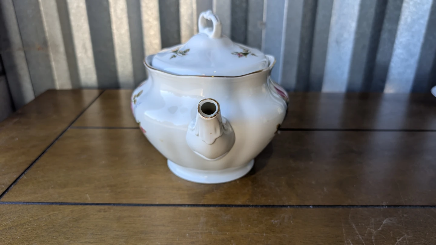 Jawlina Floral Porcelain Teapot - photo 3