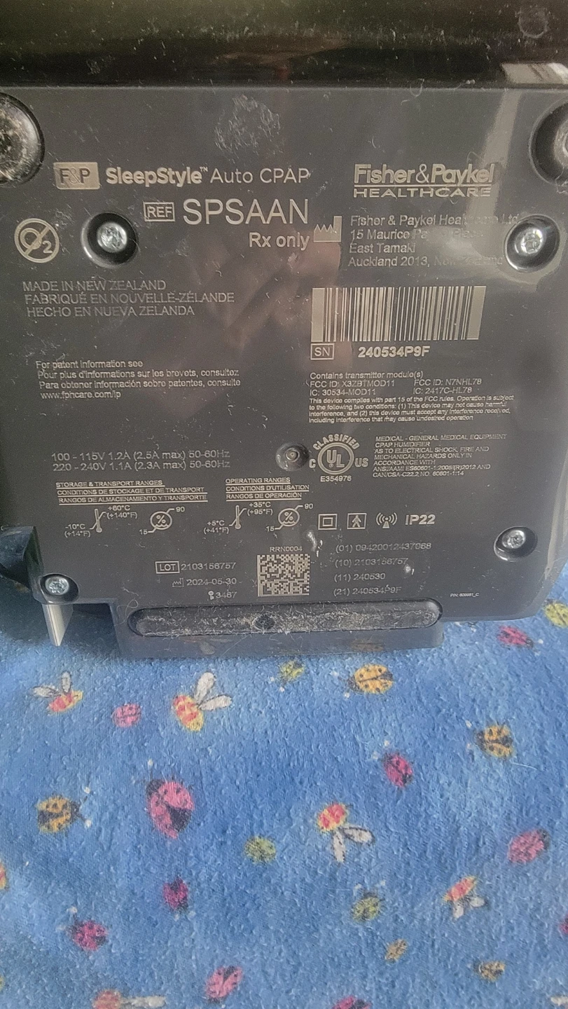 FISHER AND PAYKEL CPAP - photo 2