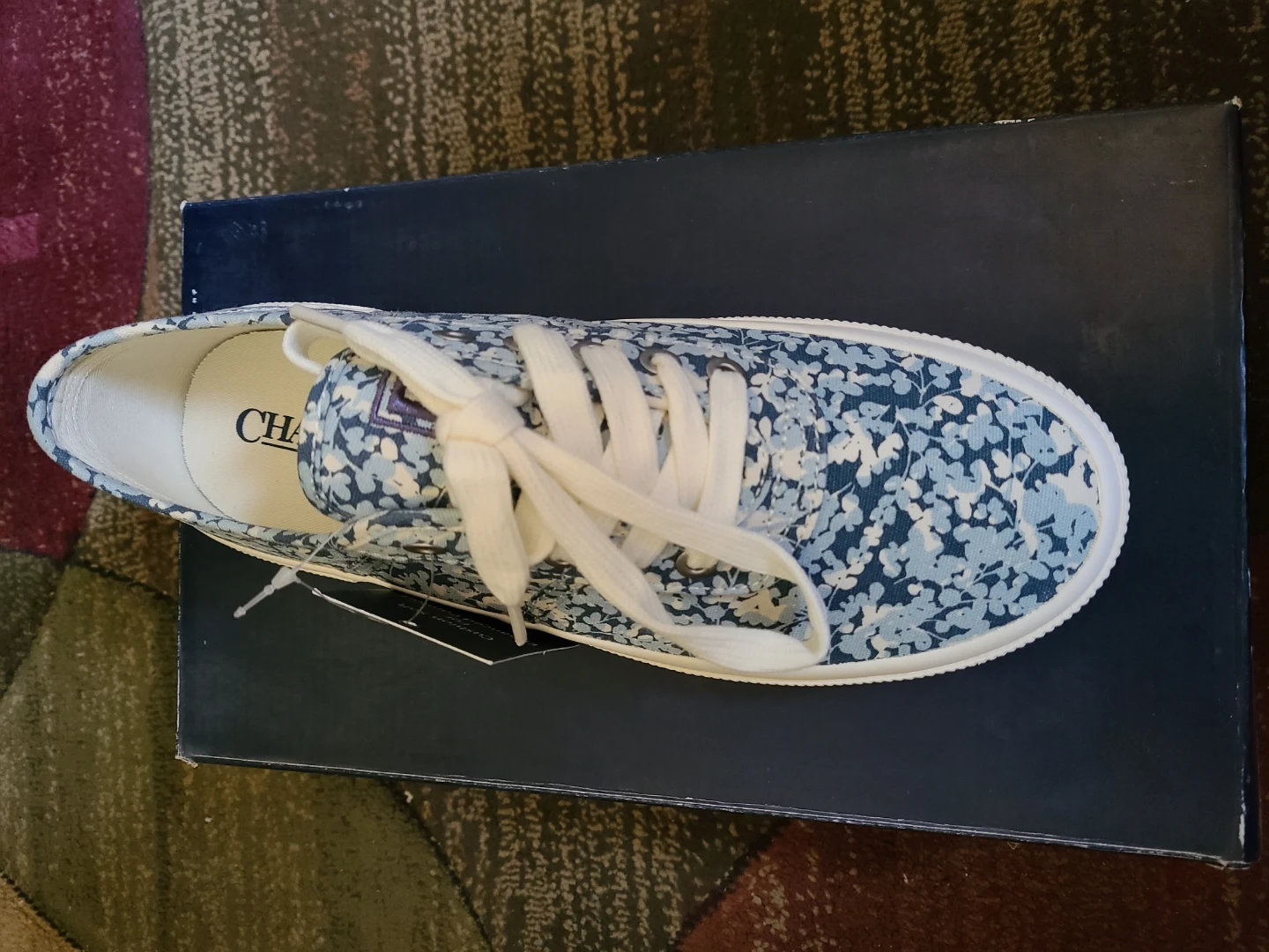 Chaps Caelyn Floral Sneakers Size 9 B
