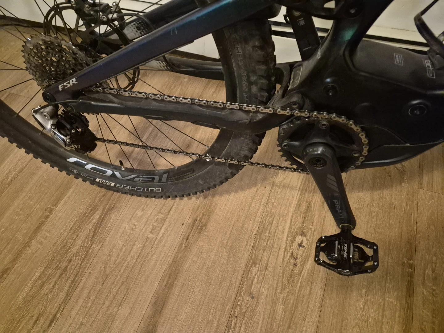 2019 specialized level pedal assist - photo 3
