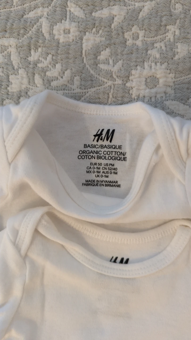 H&M Baby Clothing Bundle 0-1M - photo 2