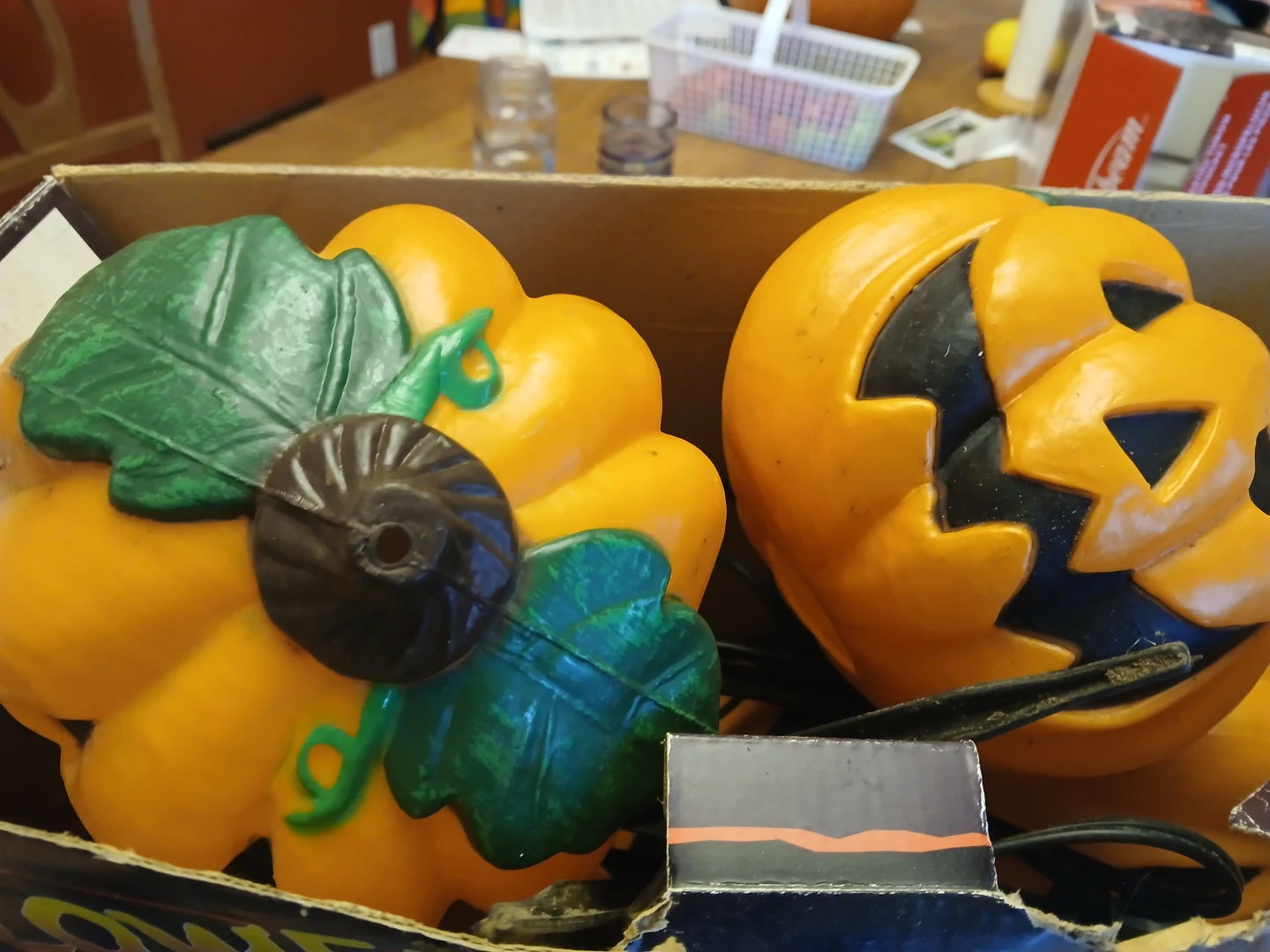 5 Pumpkin Halloween Lawn Stakes - photo 2