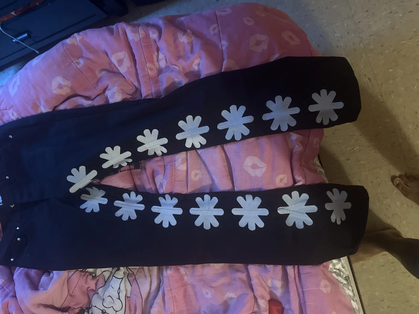 Lost Shadows Black Jeans with Floral Design - photo 3
