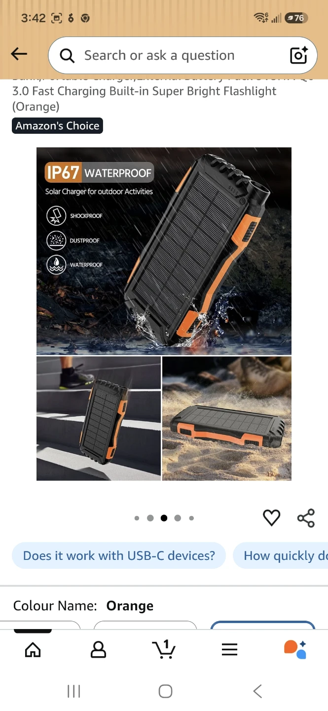 Solar Power Bank with Built-in LED Flashlight - photo 4