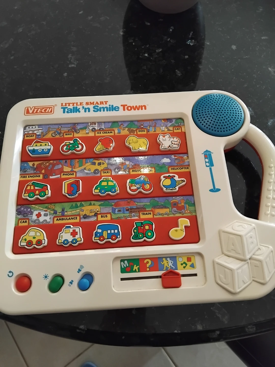 VTech Little Smart Talk 'n Smile Town