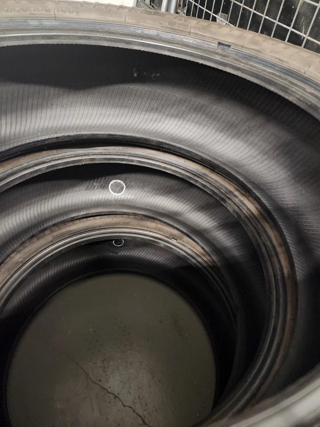 Bridgestone Alenza A/S02 235/50R20 Tires