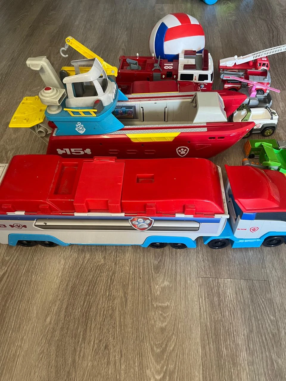 Paw Patrol Toy Vehicle Collection - photo 2