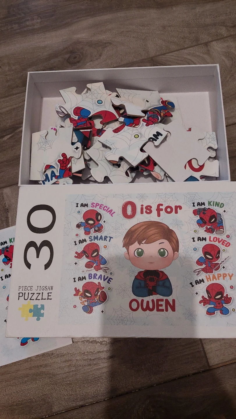 30 Piece Owen Spider-Man Themed Jigsaw Puzzle