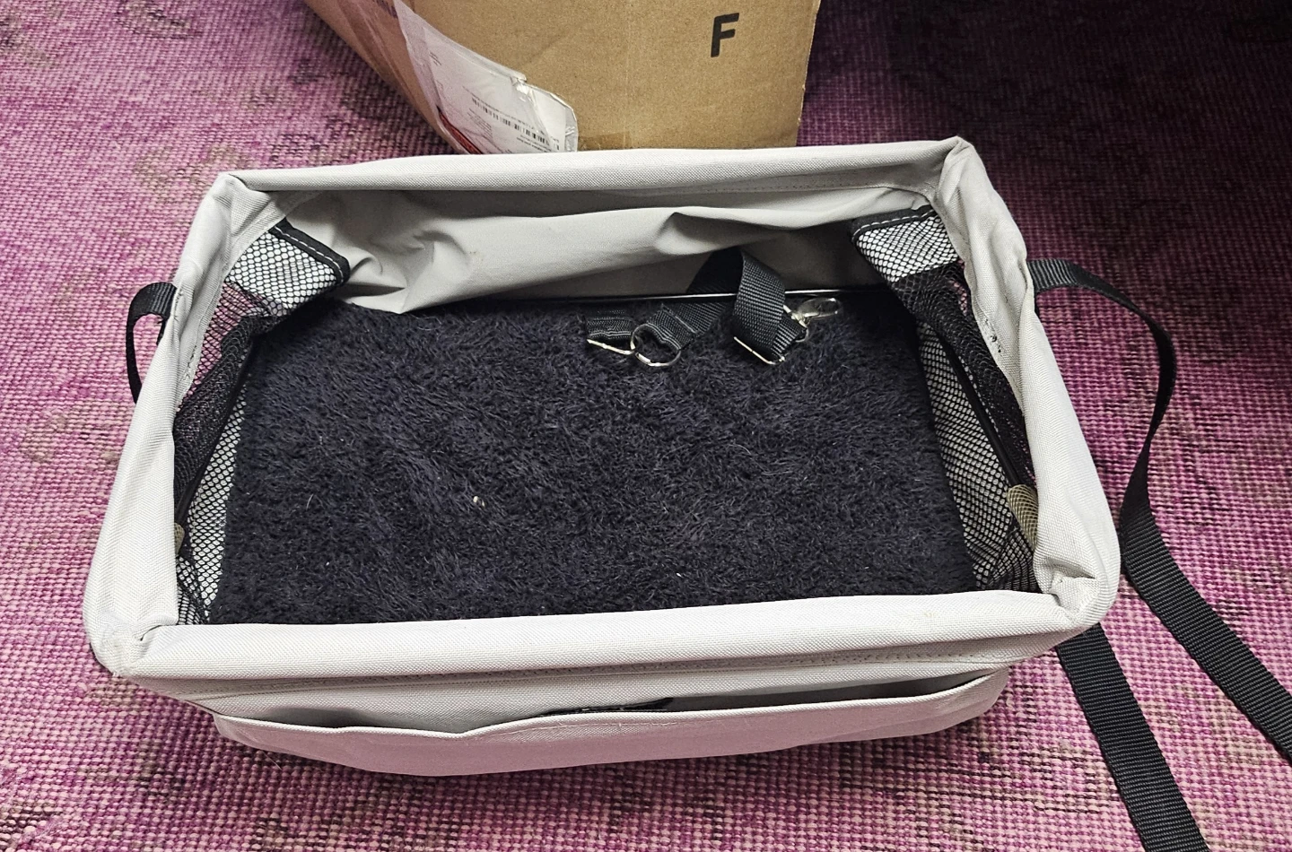 Grey Pet Car Booster Seat - photo 3