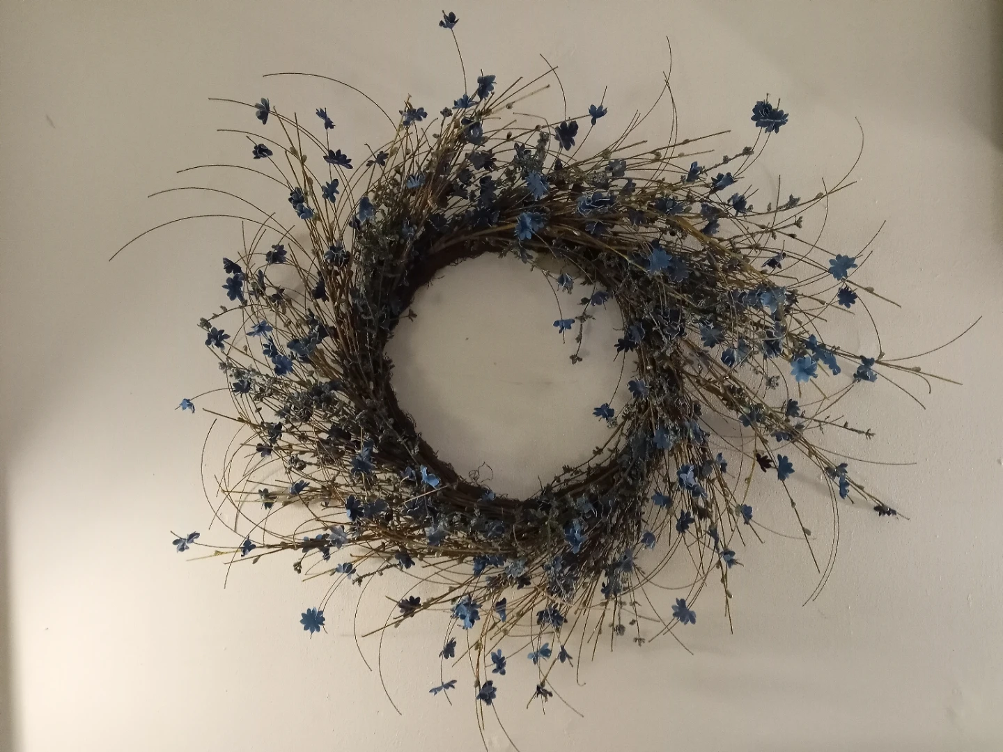 Ashland Blue Wildflower Wreath