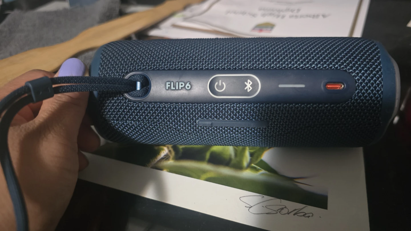 JBL Flip 6 Portable Bluetooth Speaker - photo 2