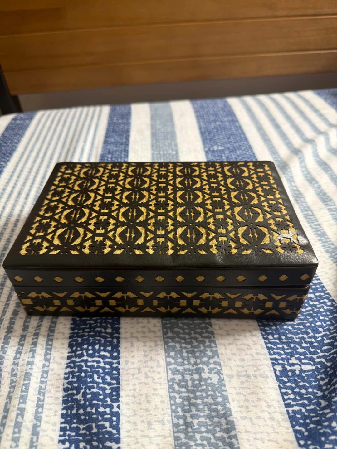 Decorative Black and Gold Jewelry Box