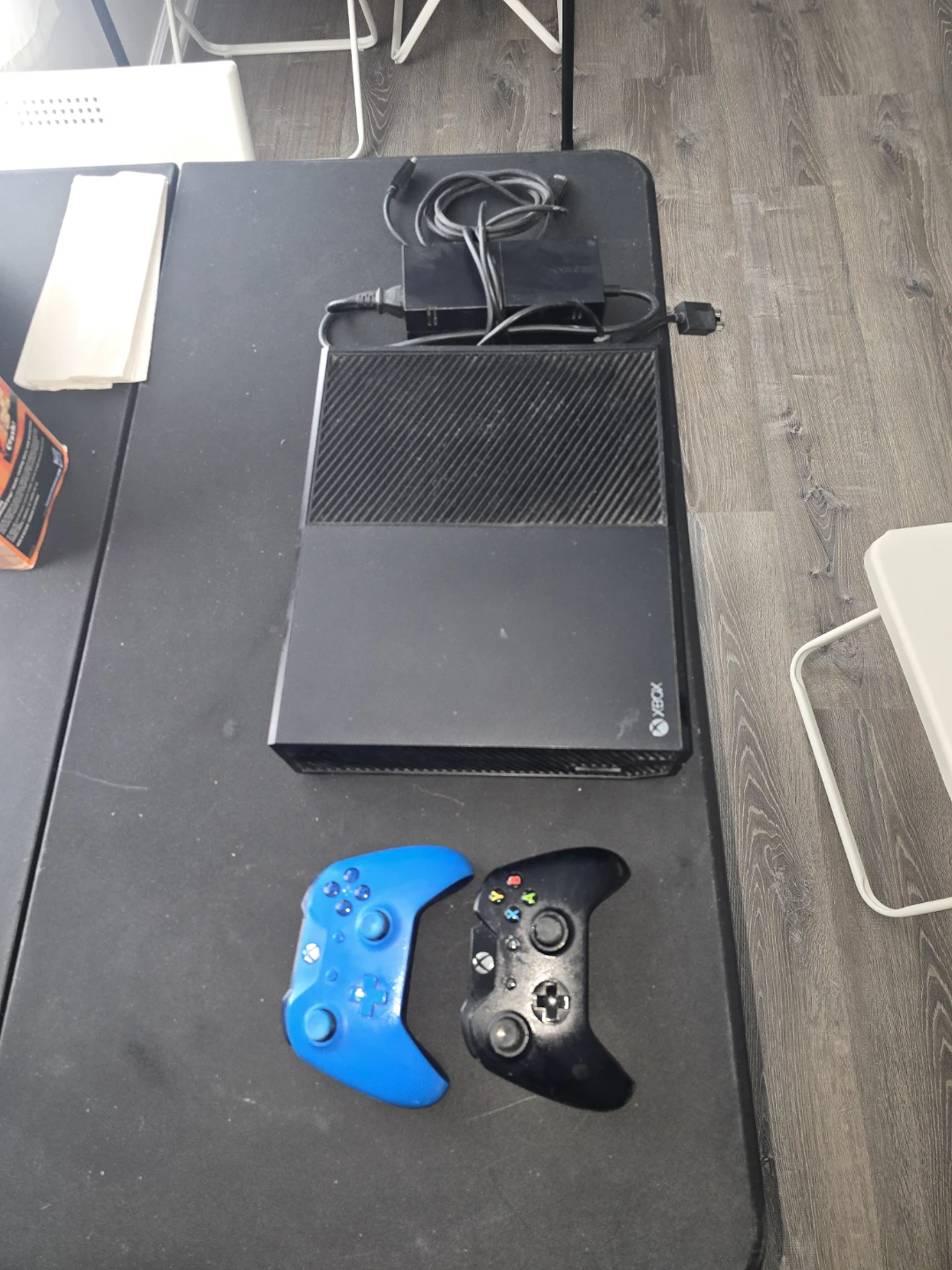 Xbox One Console with Two Controllers - photo 2