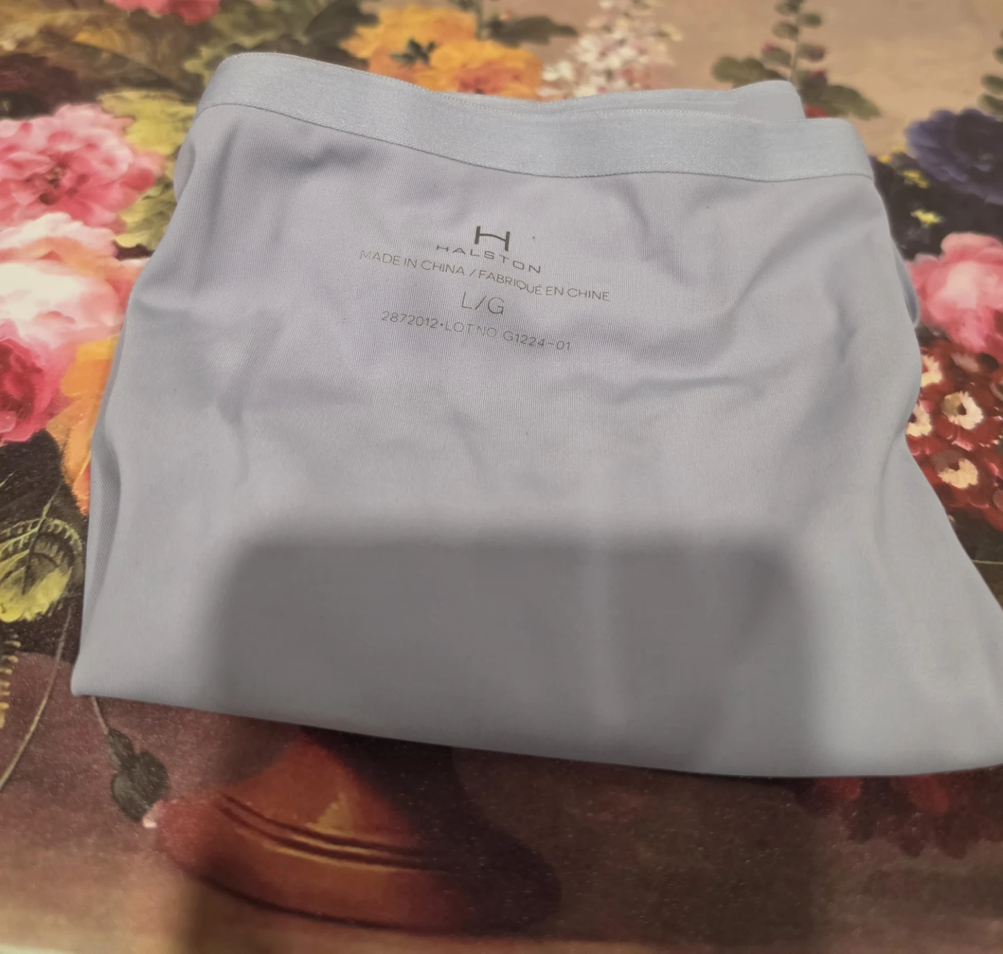 Women's Underwear L, Quo Cotton Pads, & a Snack - photo 2