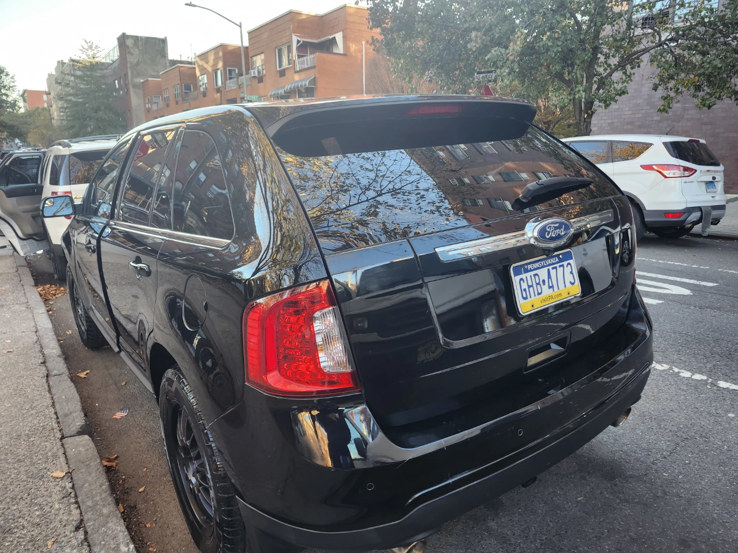 2012 Ford Edge Limited - photo 4