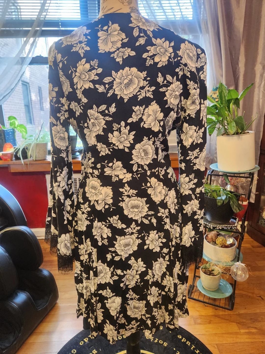 Boho Black White Floral Bell Sleeve Lace Trim Faux Wrap Dress - photo 3