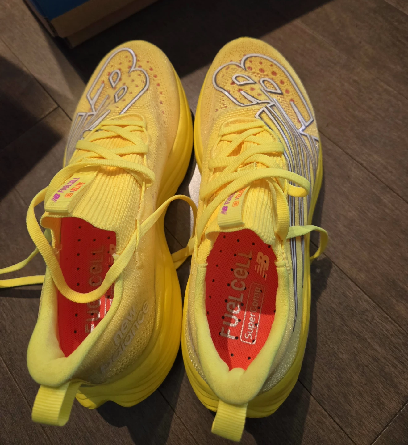 New Balance Yellow Running Shoes – Women's Size 7 – Like New