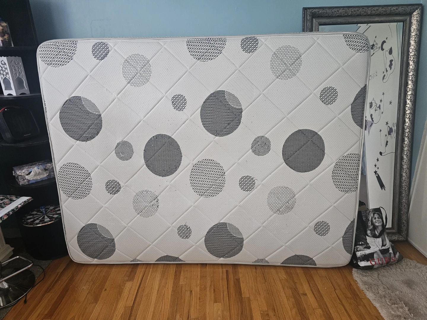 Queen mattress