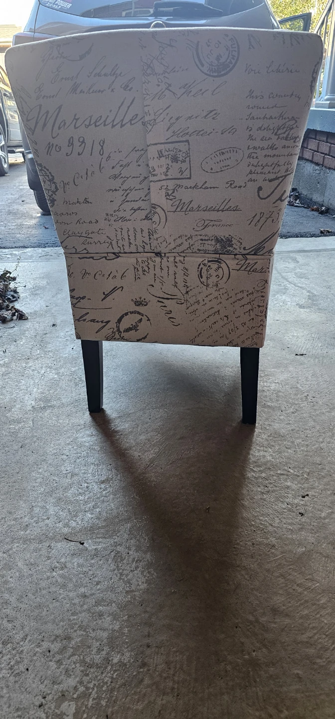 French Script Accent Chair - photo 2