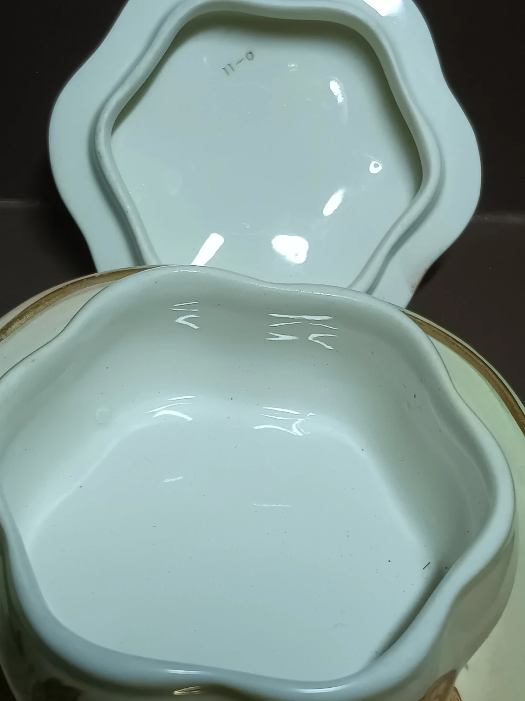 Palissy Royal Worcester Trinket Dish and Lidded Box - photo 4