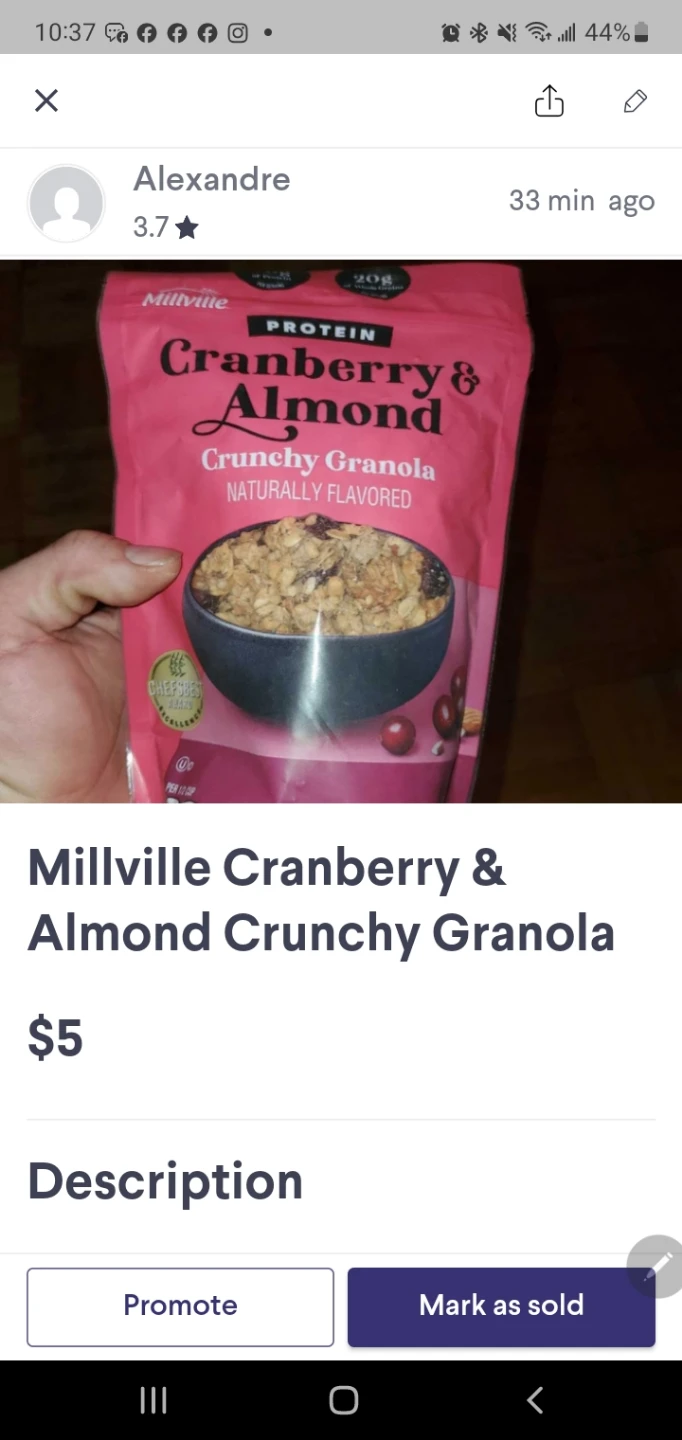 Millville Cranberry & Almond Crunchy Granola