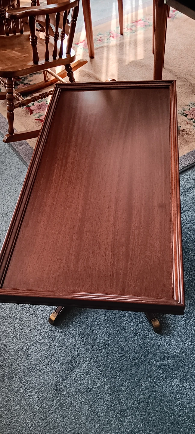 Classic Wooden Pedestal Coffee Table - photo 2