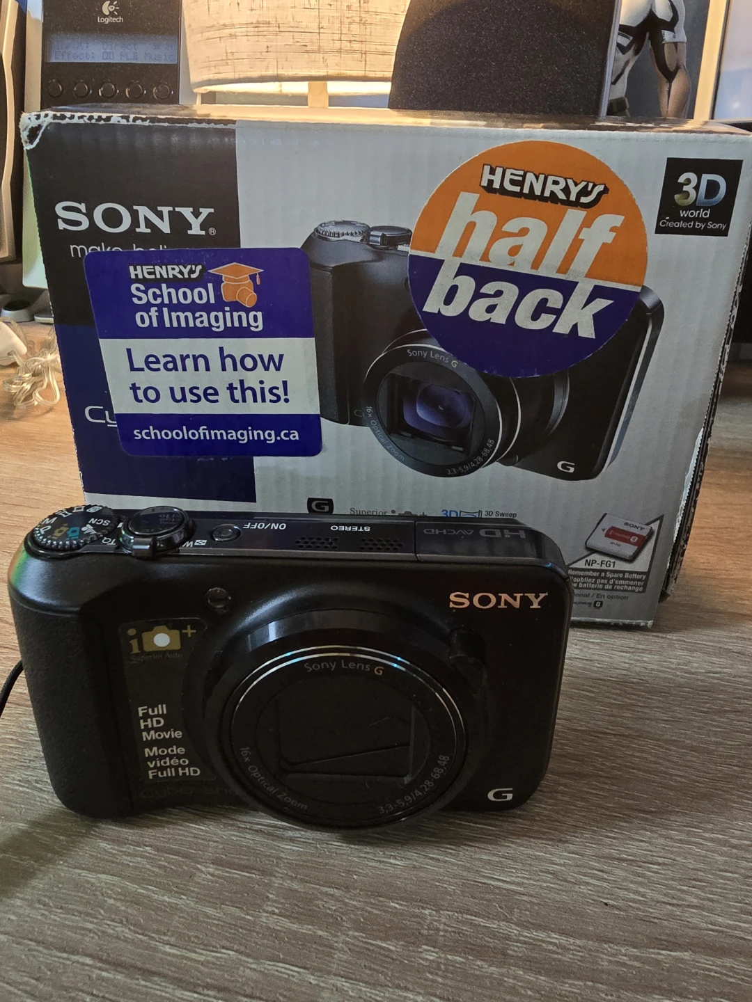 3D GPS Sony Cyber-shot DSC-HX10V Digital Camera