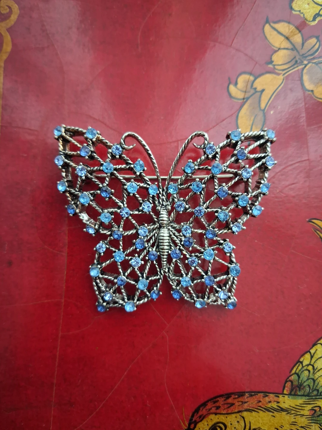 NWOT Monet butterfly brooch