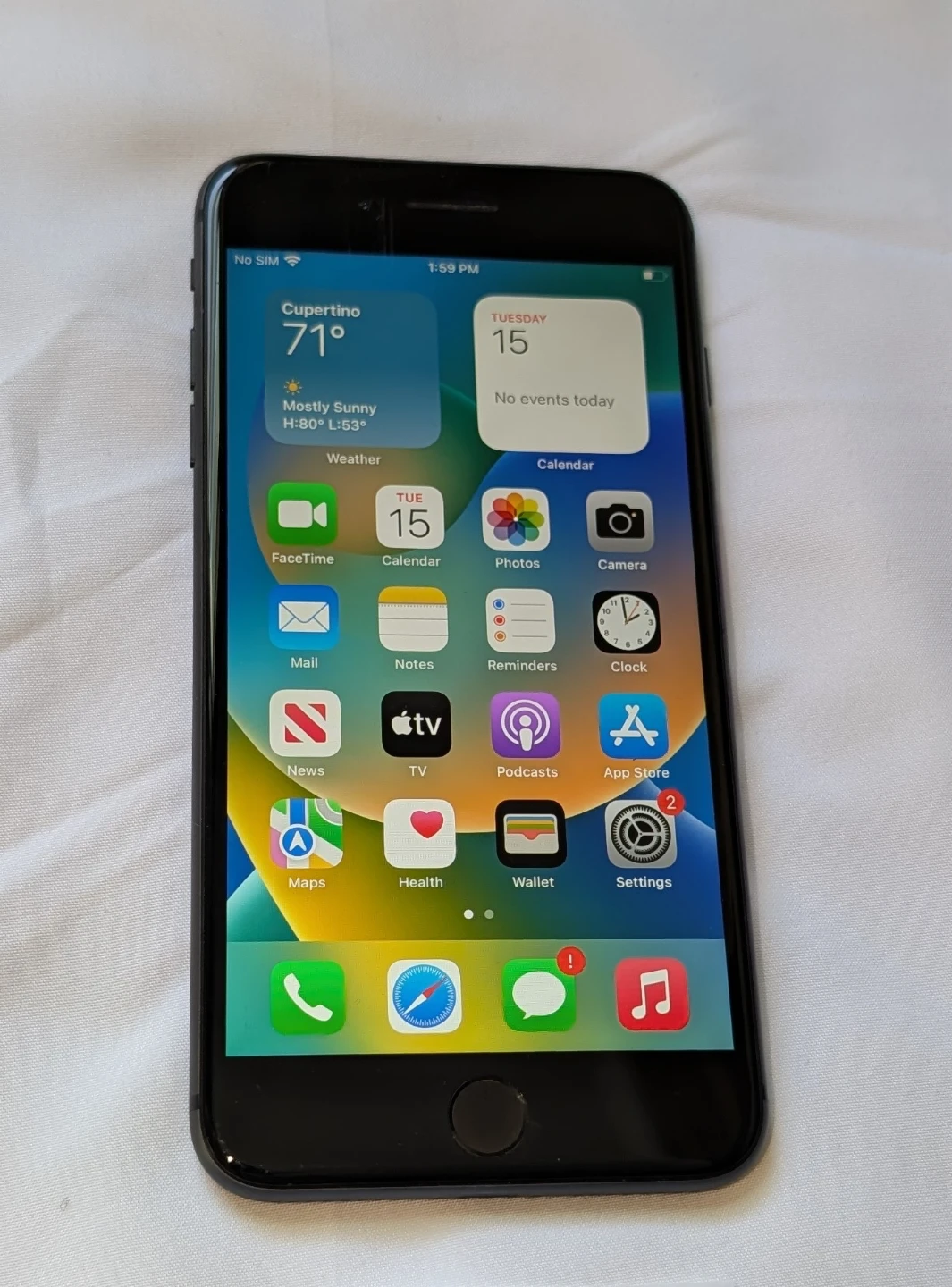 NICE APPLE iPhone 8 PLUS AT&T CRICKET CELL PHONE