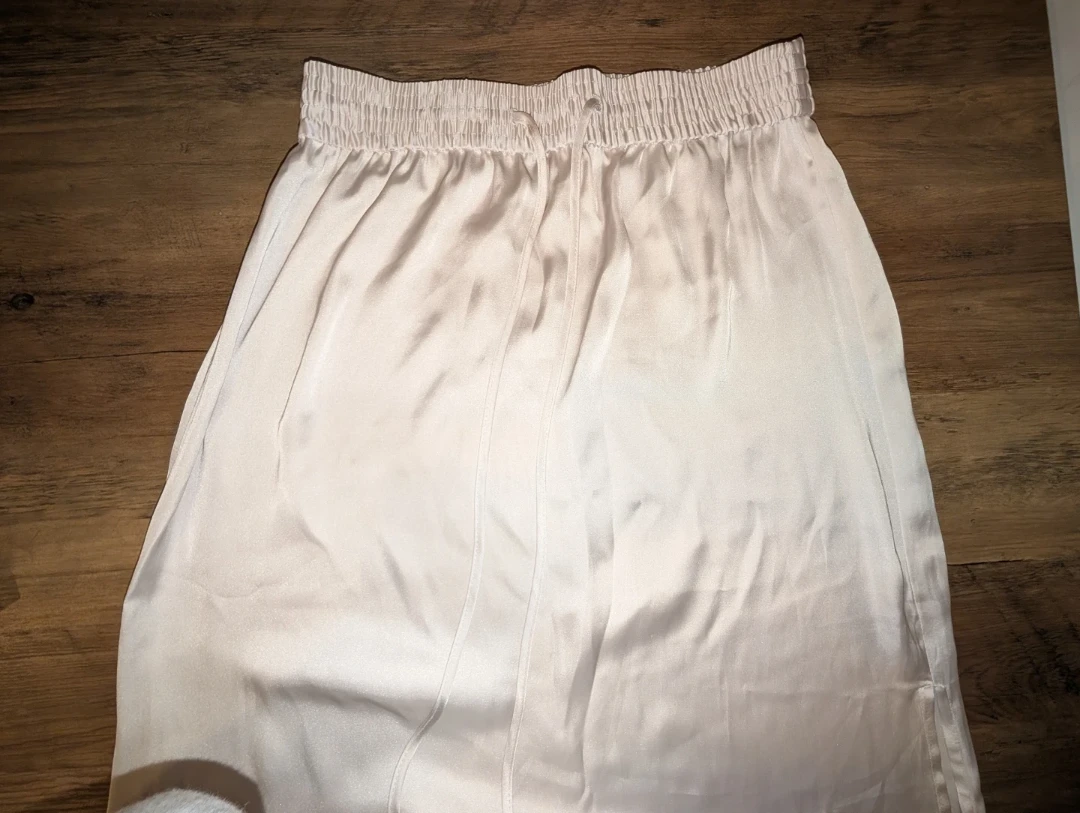 H&M Satin-Finish Maxi skirt