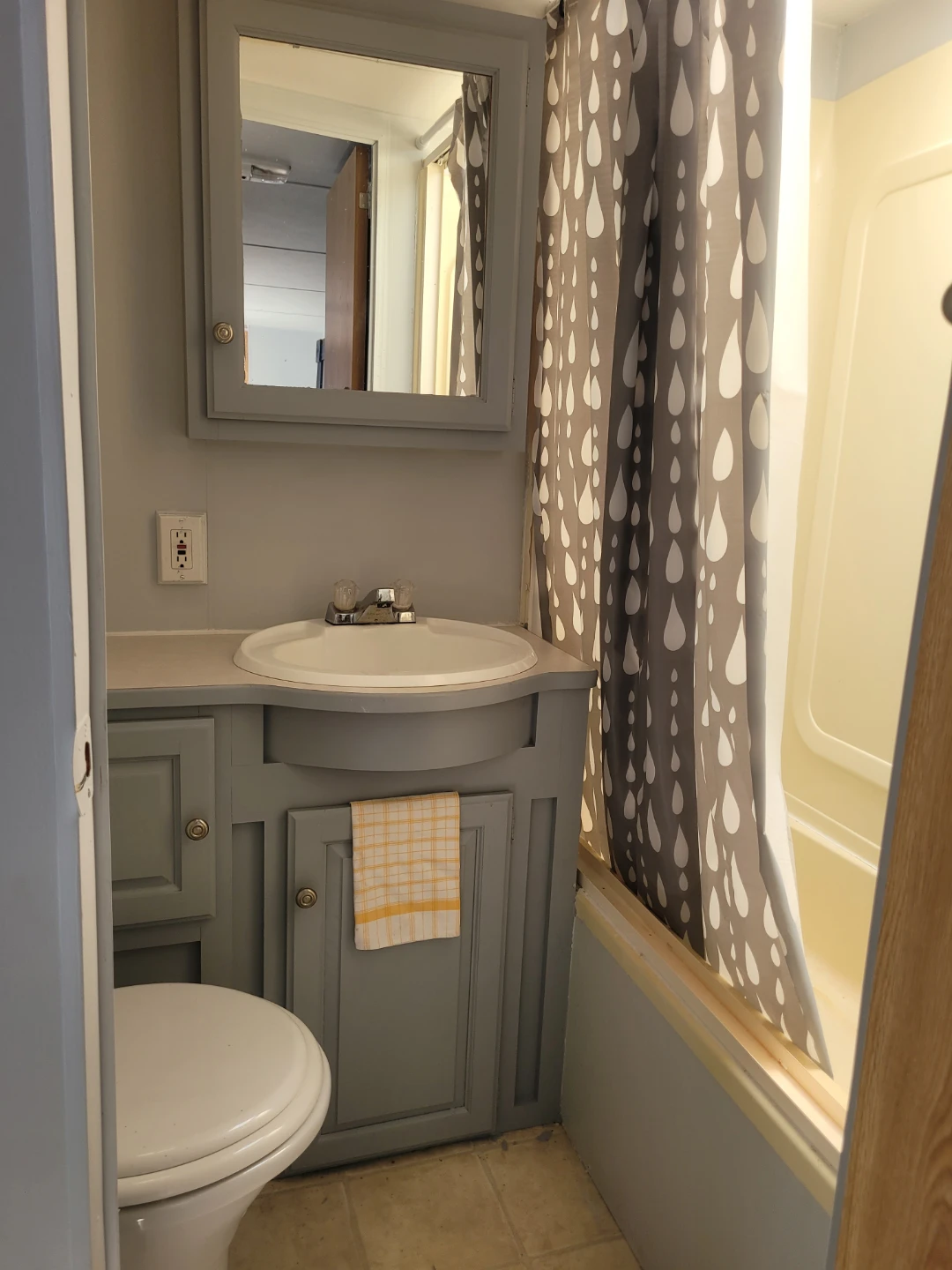 Travel Trailer Two bedrooms ready to go - photo 2