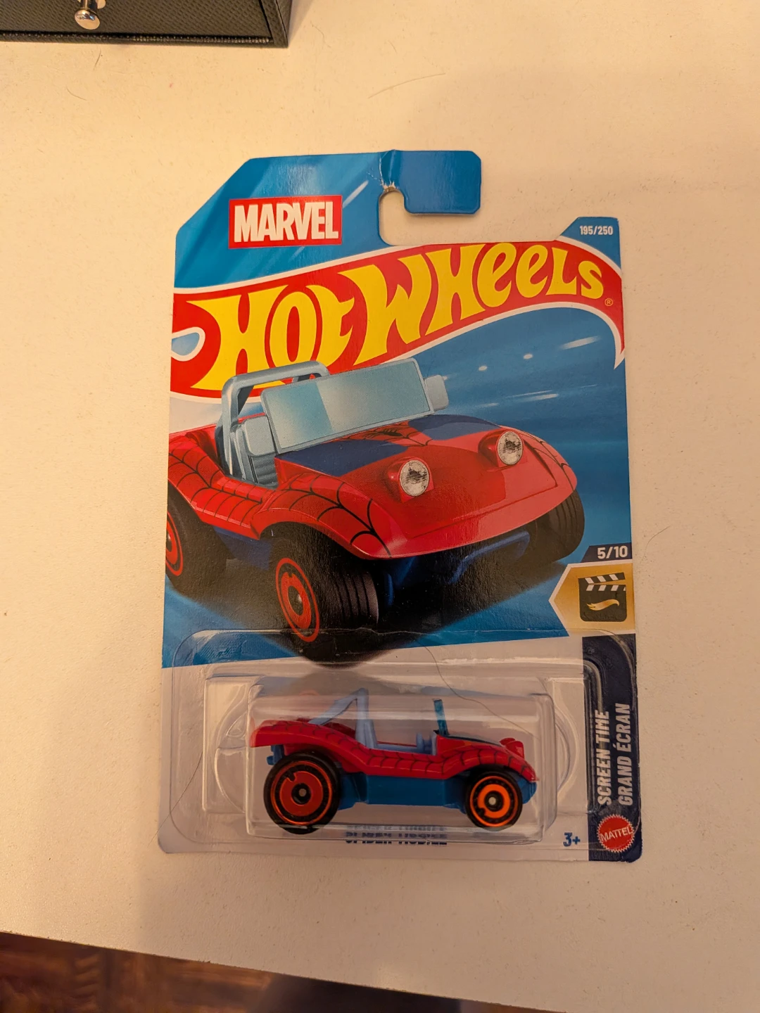 Hot Wheels Marvel Spider-Mobile - photo 4