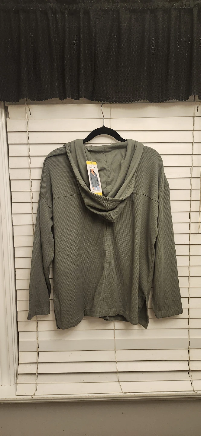 Four Brand New with Tags Ladies Small Tops - photo 5