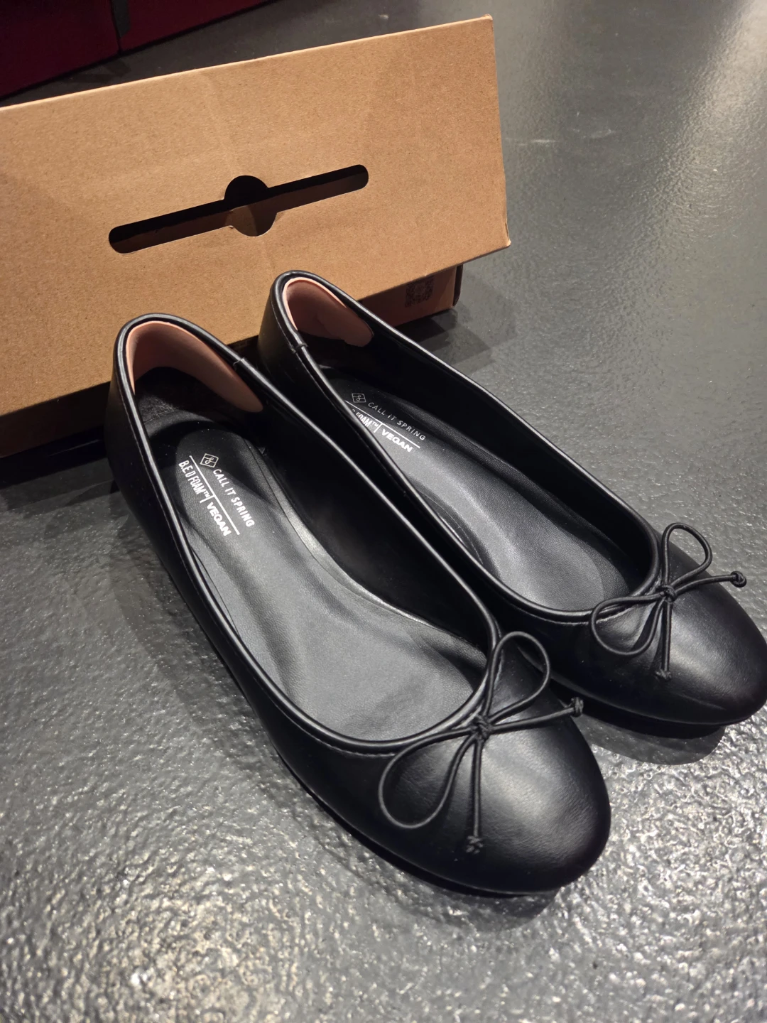 Call it spring Block Heels ballerina black flats, like new! - photo 5