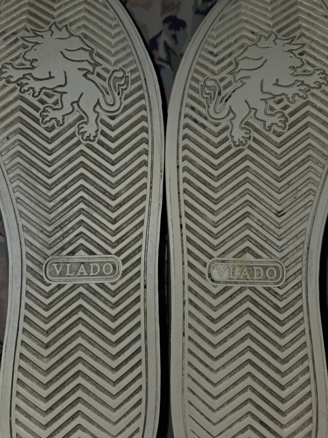 Vlado Venice Wingtip Knitted Sneakers in a Men's 10½ - photo 5