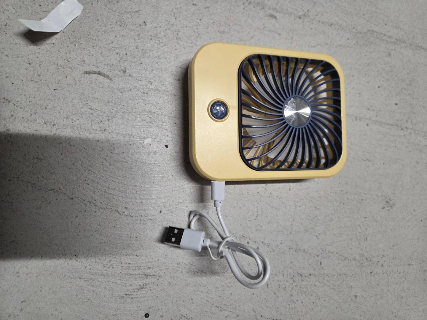 Yellow Mini USB Portable Fan - photo 4