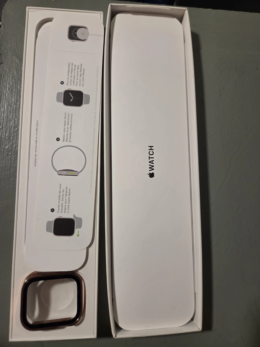 Apple Watch with Charging Cable and Case - photo 3