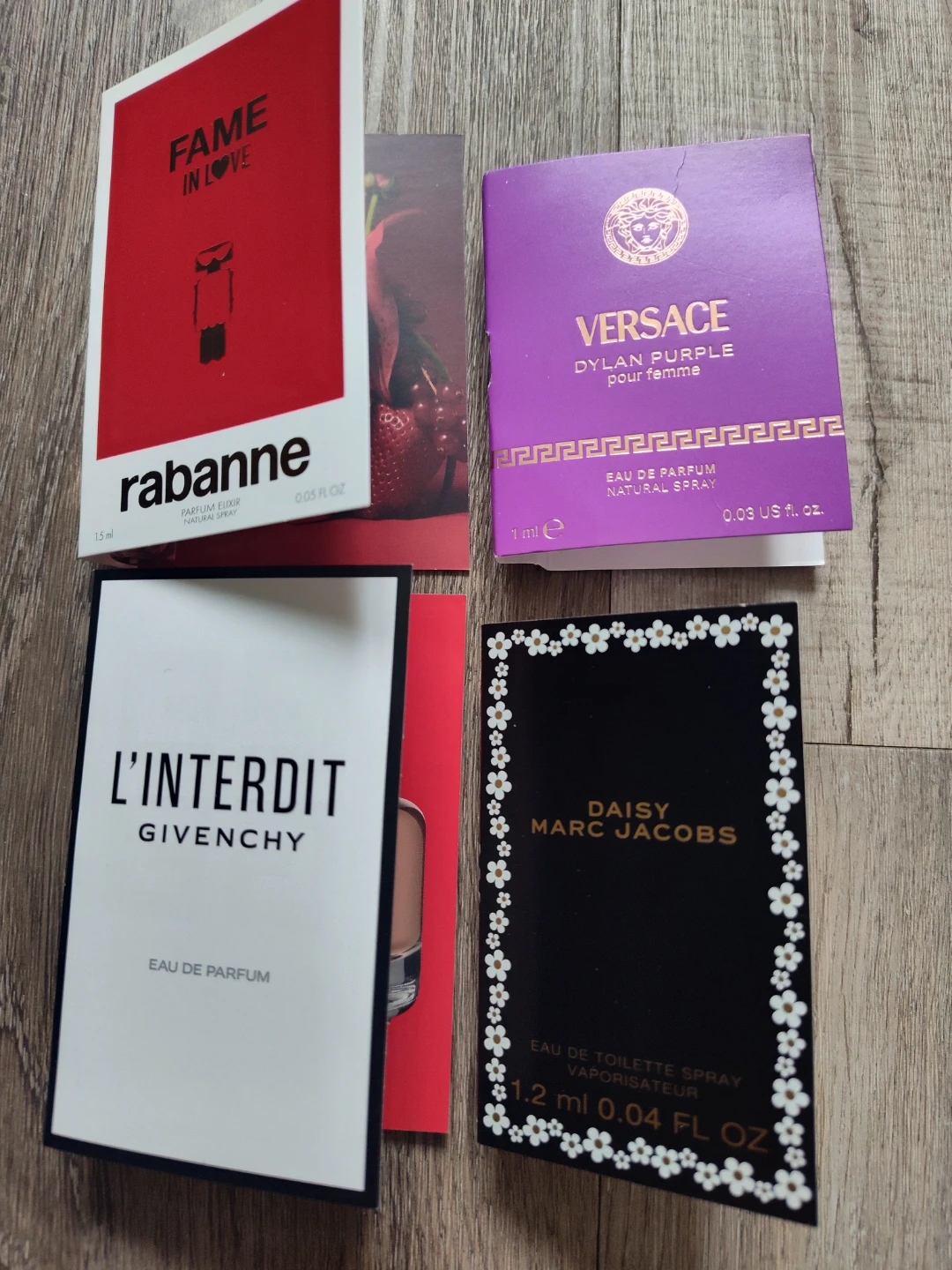 BN perfume sample lot for woman 12pcs for $15 - photo 2