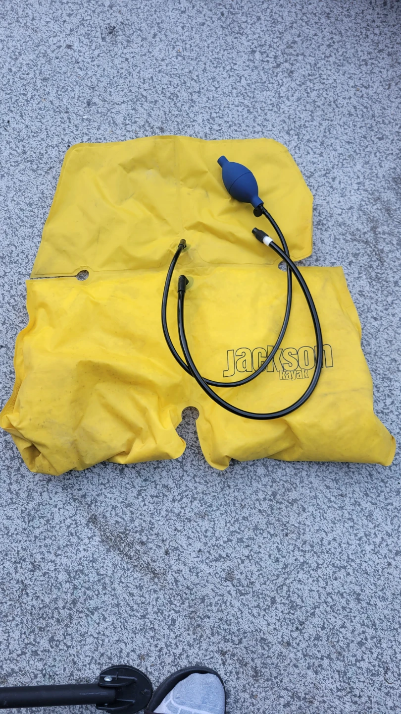 Jackson Kayak happy feat