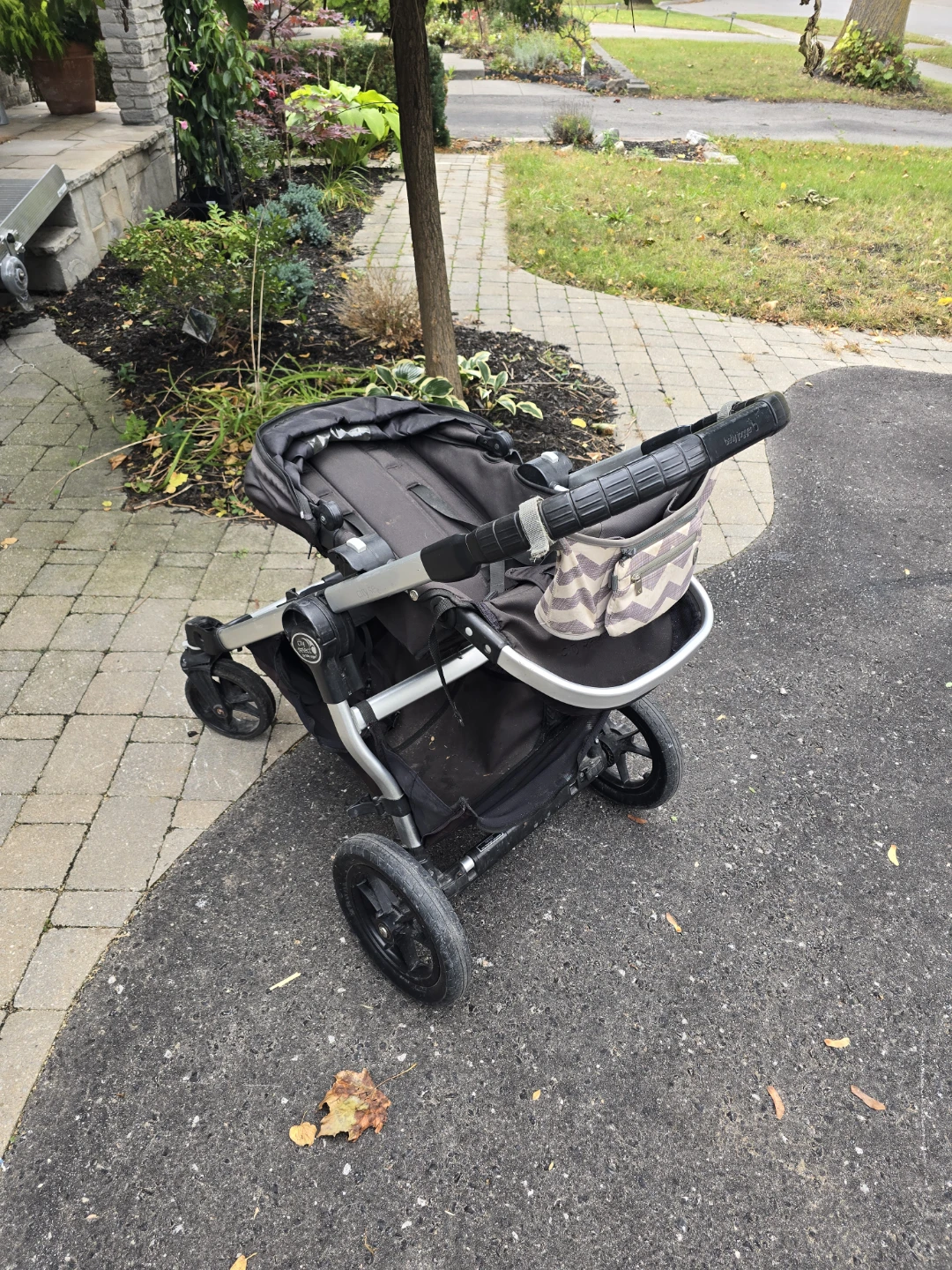 Baby Jogger City Select Stroller - photo 2