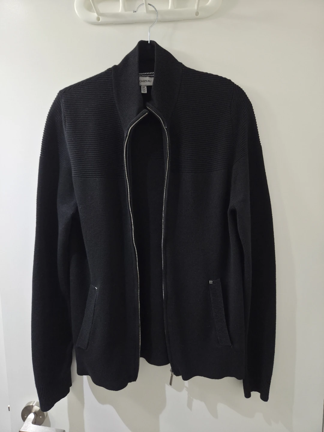 Le Chateau Black Full-Zip Knit Cardigan (Size S)