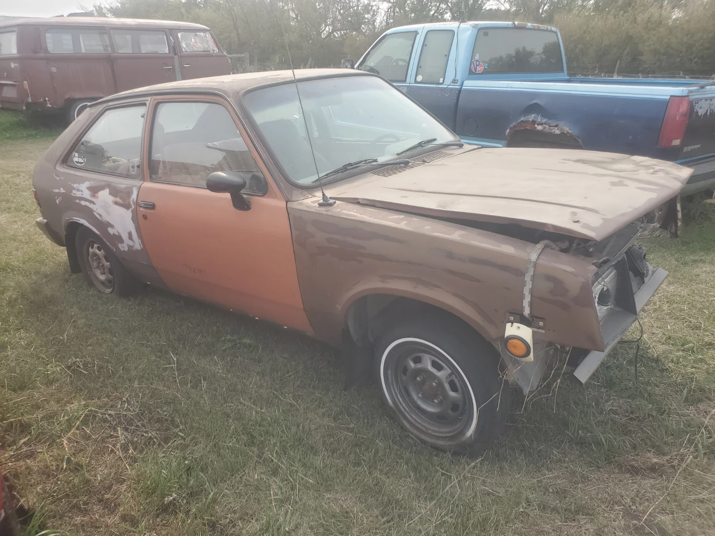 Pontiac Acadian Hatchback for Parts - photo 3